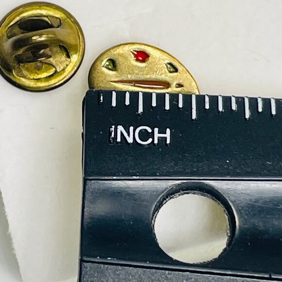 BSA Cub Scouts Webelos ART ARTIST ACTIVITY PIN Painter's Palette B8D Vintage - Picture 3 of 4